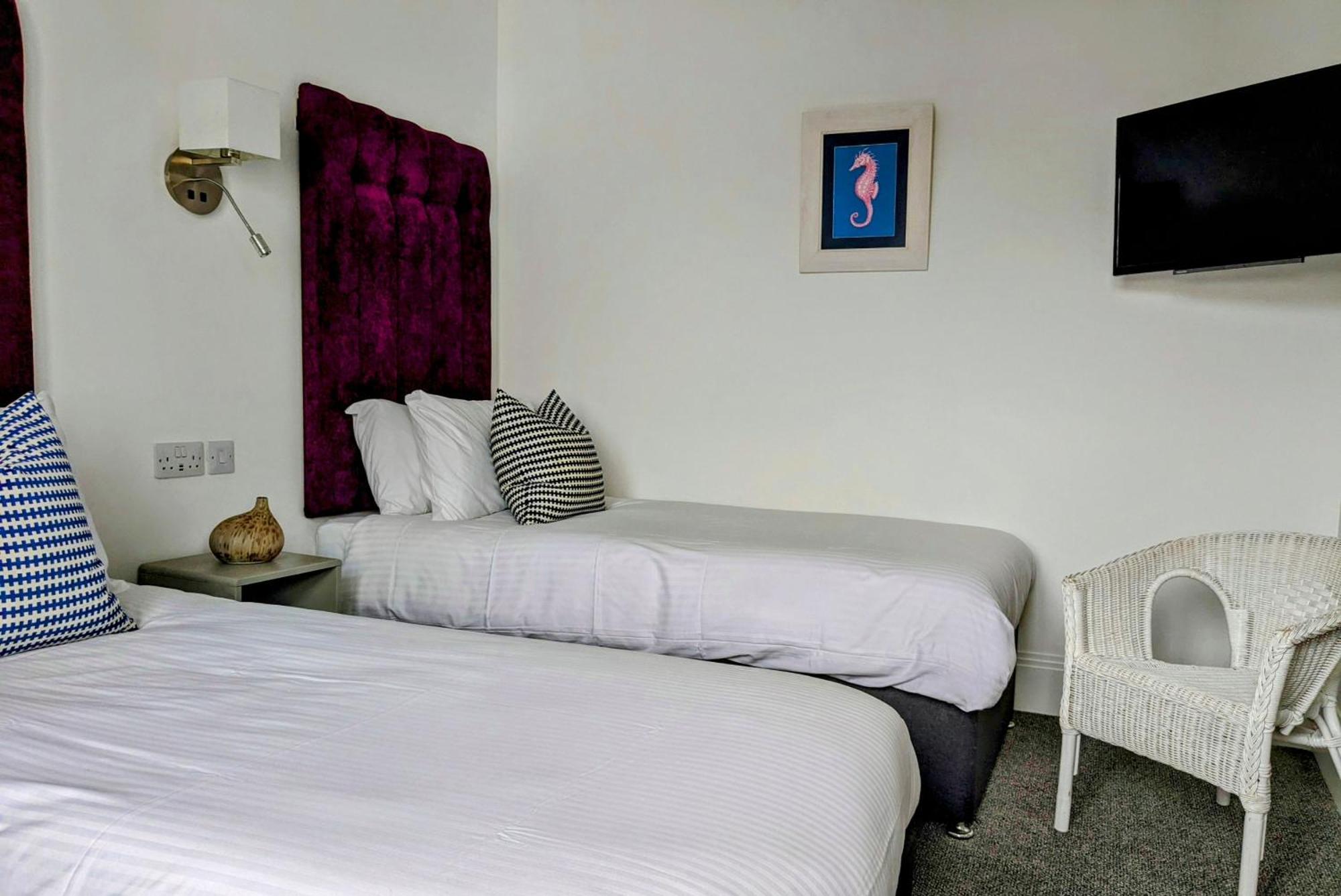 The Westcott By The Sea - Just For Adults Hotel Falmouth Ruang foto